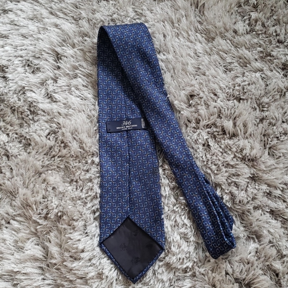 346 Brooks brothers tie - Picture 2 of 4